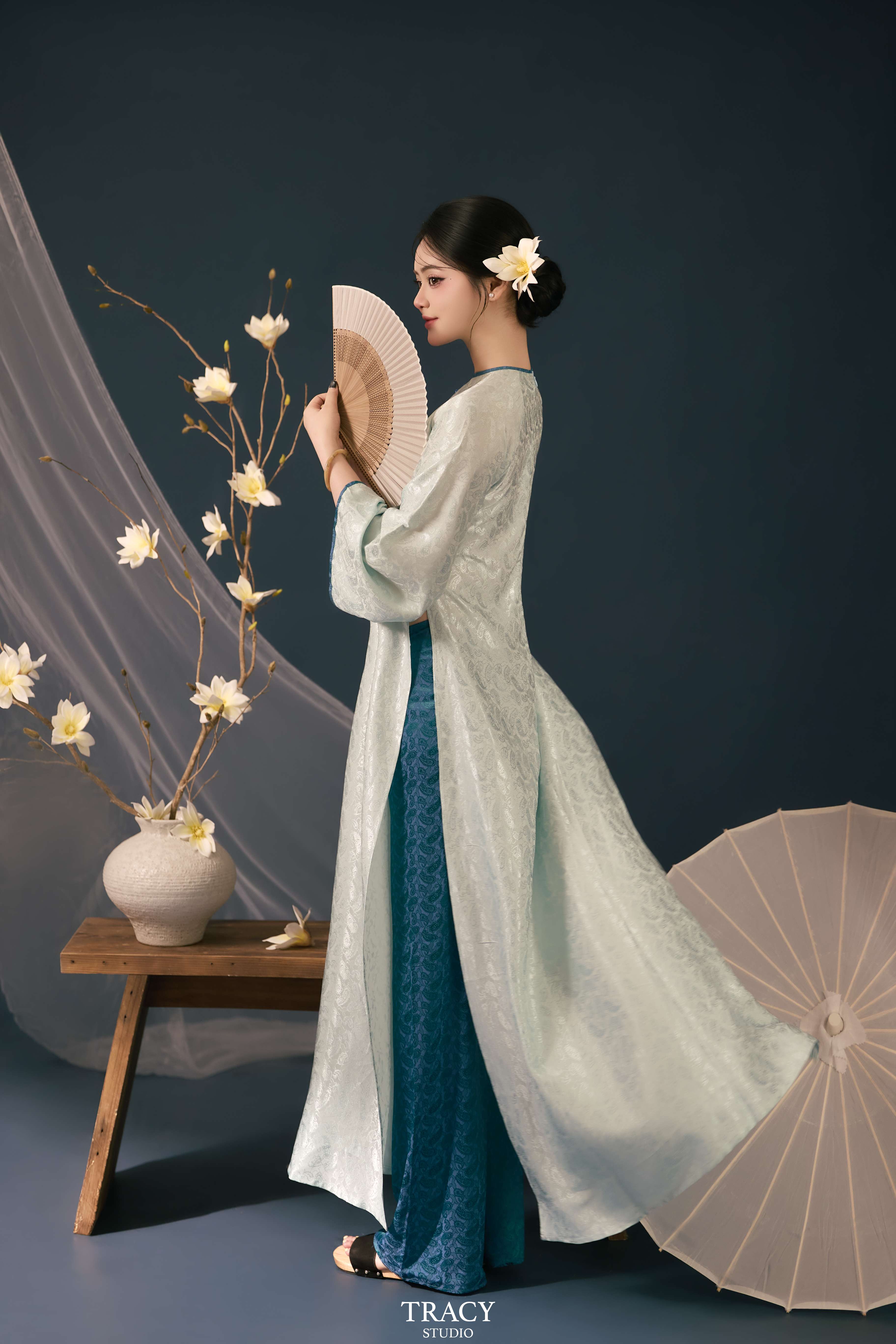 frontend/img/gallery/anh-tet-yem-ao-dai/tracy-studio-chup-concept-tet-moc-lan (10).jpg